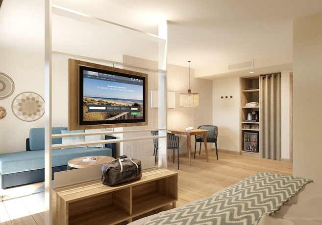 Imagen de la habitación del Hotel Barceló Margaritas Royal Level - Adults Only. Foto 9