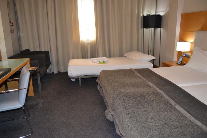 Imagen de la habitación del Hotel Barceló Murcia Siete Coronas. Foto 10