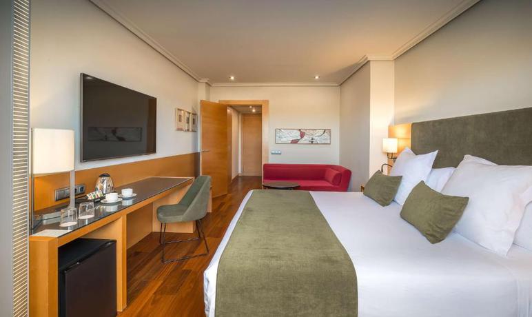 Imagen de la habitación del Hotel Barcel&oacute; Murcia Siete Coronas. Foto 10