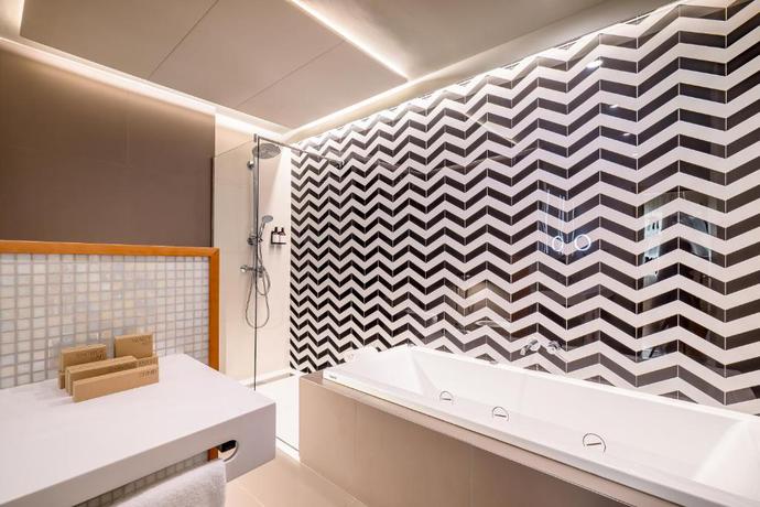 Imagen de la habitación del Hotel Barcel&oacute; Murcia Siete Coronas. Foto 17