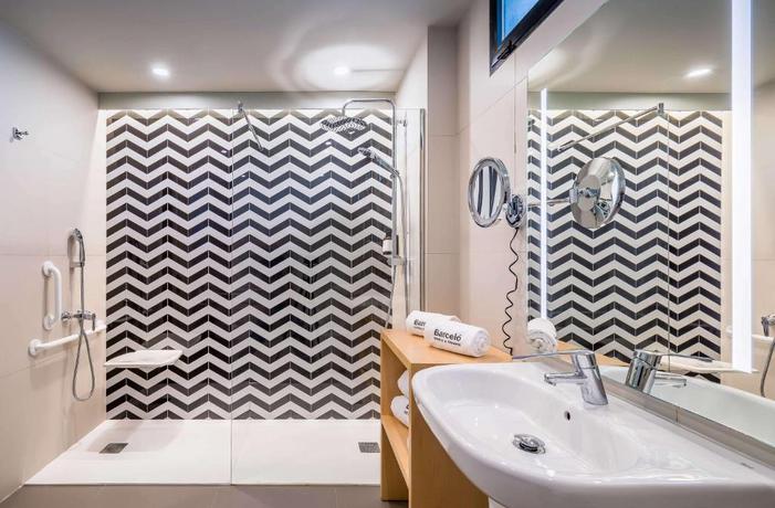 Imagen de la habitación del Hotel Barcel&oacute; Murcia Siete Coronas. Foto 18