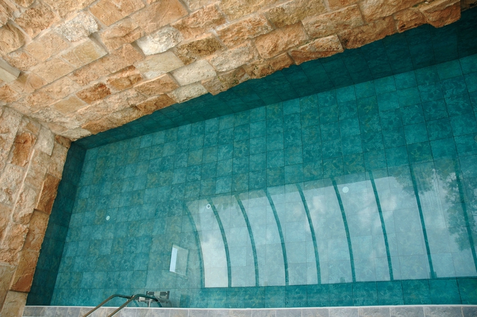 Imagen de la piscina del Hotel Barceló Ponent Beach. Foto 16