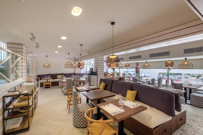 Imagen general del Hotel Barceló Portinatx - Adults Only. Foto 10