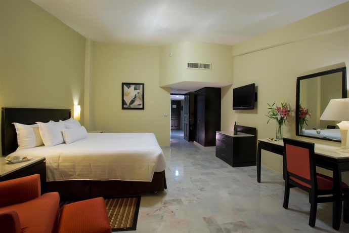 Imagen de la habitación del Hotel Barceló Puerto Vallarta - All Inclusive. Foto 5