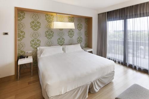 Imagen de la habitación del Hotel Barcel&oacute; Roma. Foto 24