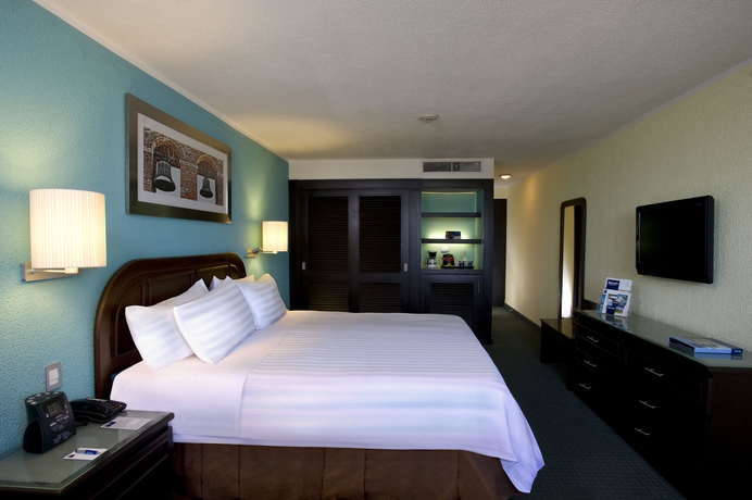 Imagen de la habitación del Hotel Barceló Santo Domingo. Foto 8