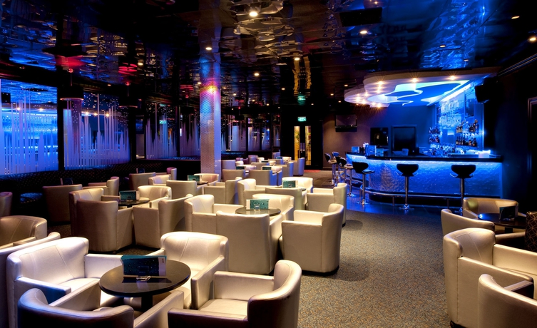 Imagen del bar/restaurante del Hotel Barceló Santo Domingo. Foto 7