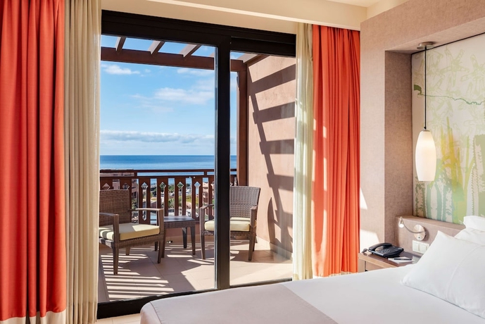 Imagen de la habitación del Hotel Barceló Tenerife Royal Level. Foto 8