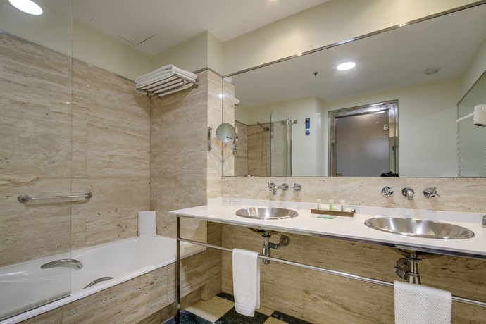 Imagen de la habitación del Hotel Barcelona Airport. Foto 9