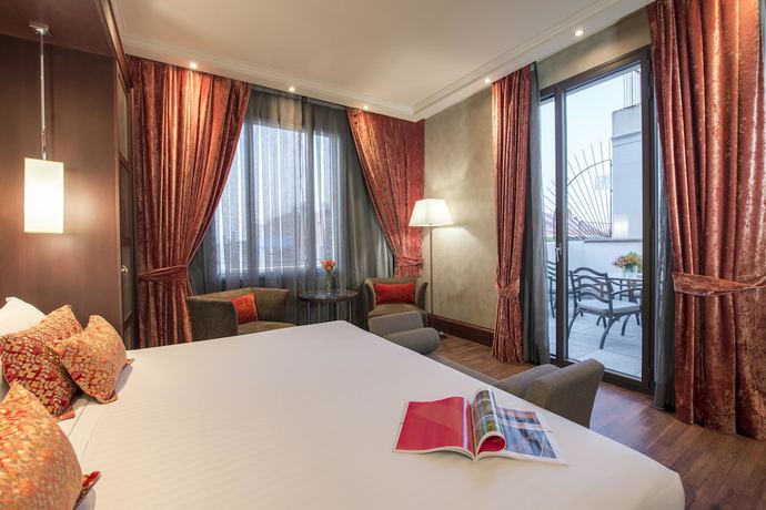 Imagen de la habitación del Hotel Barcelona Center. Foto 5