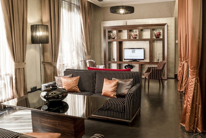 Imagen del bar/restaurante del Hotel Barcelona Center. Foto 2