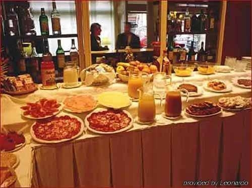 Imagen general del Hotel Barcelona Century. Foto 8