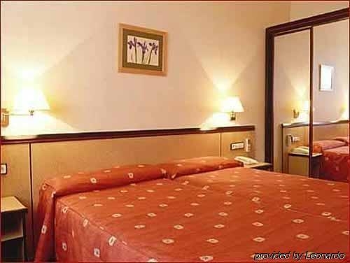 Imagen general del Hotel Barcelona Century. Foto 10