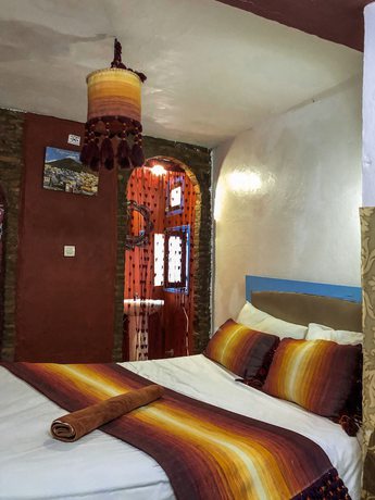 Imagen de la habitación del Hotel Barcelona, Chefchauen. Foto 4