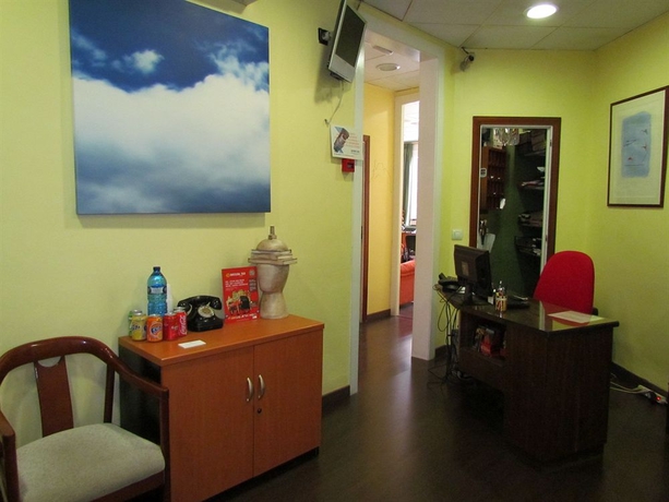 Imagen de los interiores del Hotel Barcelona City. Foto 16