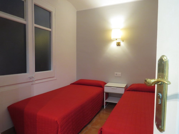 Imagen de la habitación del Hotel Barcelona City Rooms. Foto 3