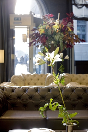 Imagen de los interiores del Hotel Barcelona Colonial. Foto 11