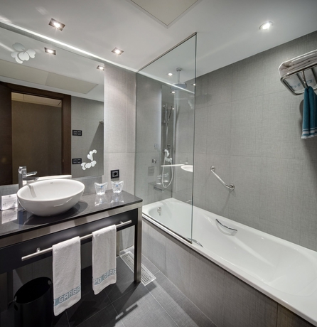 Imagen de la habitación del Hotel Barcelona Colonial. Foto 4