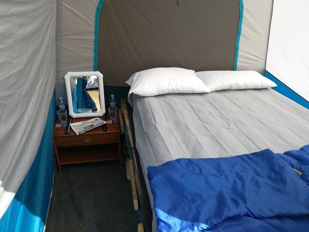 Imagen de la habitación del Hotel Barcelona Costa Brava Beach Camp. Foto 3