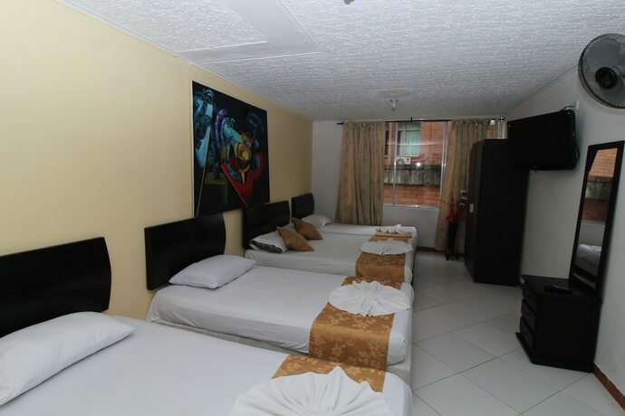 Imagen de la habitación del Hotel Barcelona Estadio. Foto 3