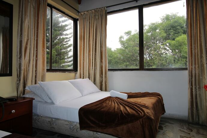 Imagen de la habitación del Hotel Barcelona Estadio. Foto 11