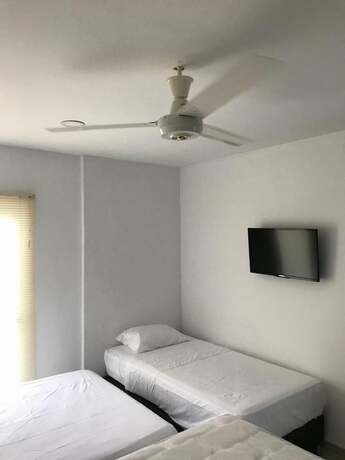 Imagen de la habitación del Hotel Barcelona, Monteria. Foto 20