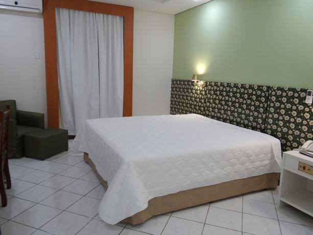 Imagen de la habitación del Hotel Barcelona, Ponta Pora. Foto 5