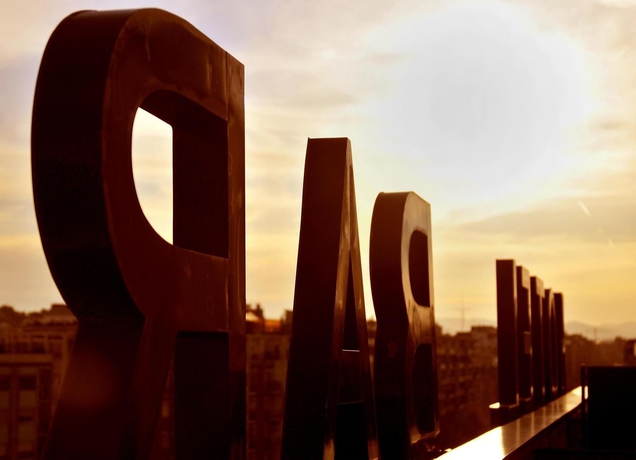 Imagen de los exteriores del Hotel Barcelona Universal. Foto 7