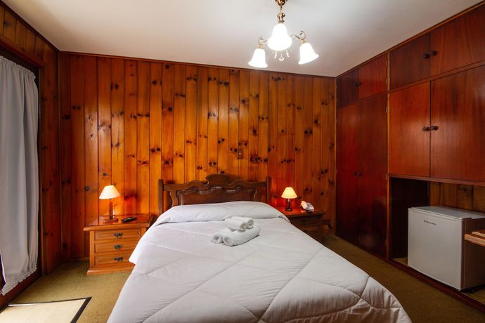 Imagen de la habitación del Hotel Barcelos. Foto 13