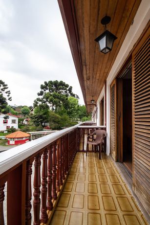 Imagen de la habitación del Hotel Barcelos. Foto 17