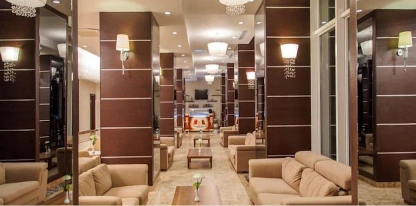 Imagen de los interiores del Hotel Barden. Foto 11