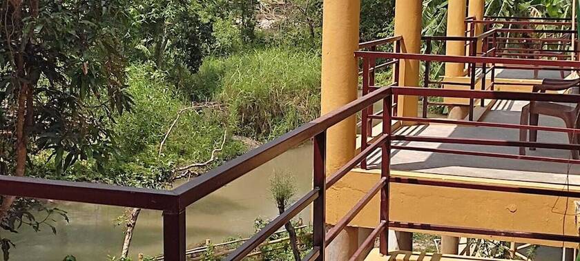 Imagen general del Hotel Bardia Jungle Cottage. Foto 10