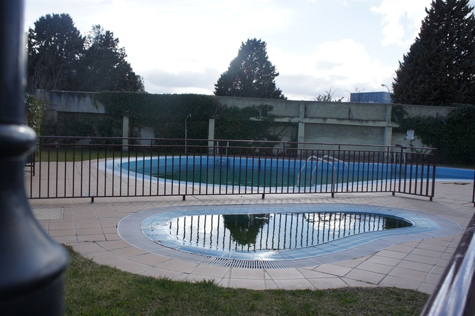 Imagen de la piscina del Hotel Bardo Recoletos Coco. Foto 15