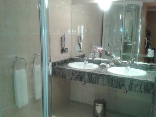 Imagen de la habitación del Hotel Bardo Recoletos Coco. Foto 8