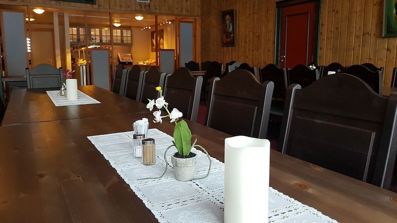 Imagen del bar/restaurante del Hotel Bardul. Foto 3