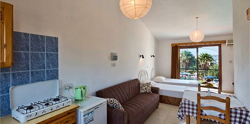 Imagen de la habitación del Hotel Bare Hill Holiday Village. Foto 4