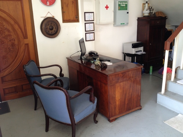 Imagen de los interiores del Hotel Barefeet Naturist Resort. Foto 9