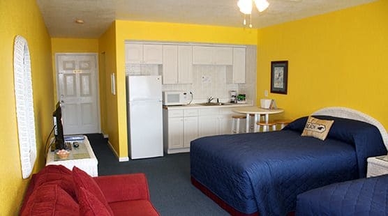 Imagen de la habitación del Hotel Barefoot Bay Resort And Marina. Foto 5