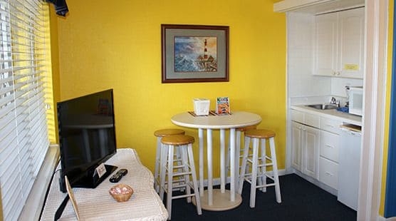 Imagen de la habitación del Hotel Barefoot Bay Resort And Marina. Foto 11