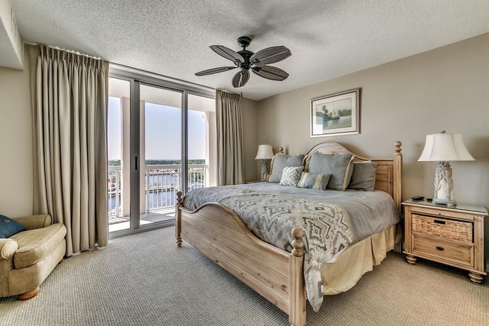 Imagen de la habitación del Hotel Barefoot Resort North Tower by Condo-World. Foto 17