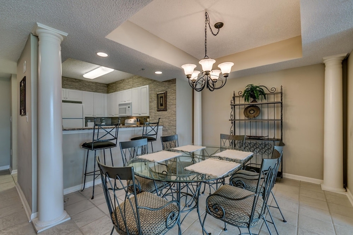 Imagen de la habitación del Hotel Barefoot Resort North Tower by Condo-World. Foto 18