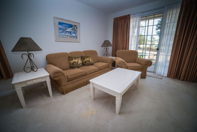 Imagen de los interiores del Hotel Barefoot Resort and Yacht Club. Foto 16