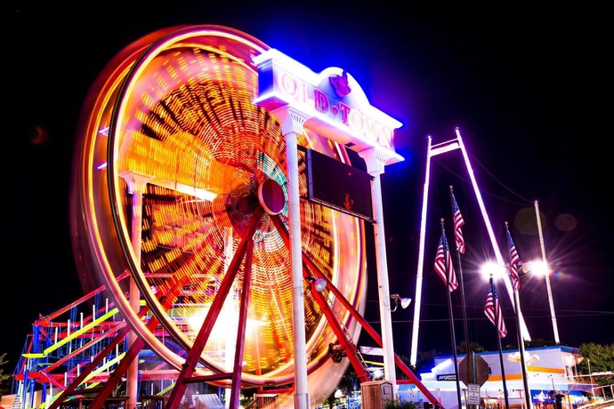 Imagen de los exteriores del Hotel Barefoot Suites. Foto 14