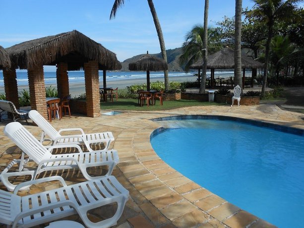 Imagen de la piscina del Hotel Bareque&ccedil;aba Praia. Foto 17