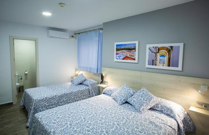 Imagen de la habitación del Hotel Bari, Conil de la Frontera. Foto 2