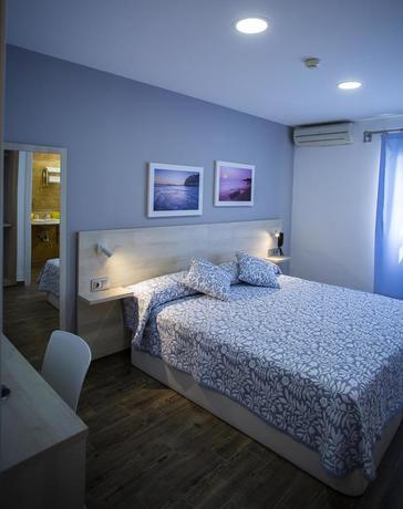 Imagen de la habitación del Hotel Bari, Conil de la Frontera. Foto 3