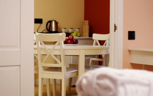 Imagen de la habitación del Hotel Barin Residence Centre. Foto 6