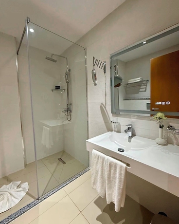 Imagen de la habitación del Hotel Barkat and Conferences. Foto 12