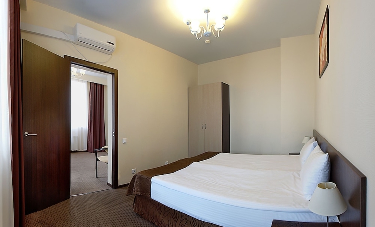 Imagen de la habitación del Hotel Barkhatnye Sezony Semeiny Kvartal. Foto 17