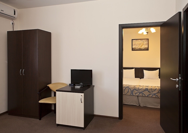 Imagen de la habitación del Hotel Barkhatnye Sezony Semeiny Kvartal. Foto 18